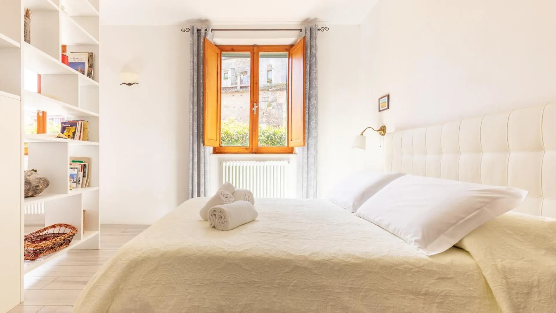 Fabio Apartments San Gimignano