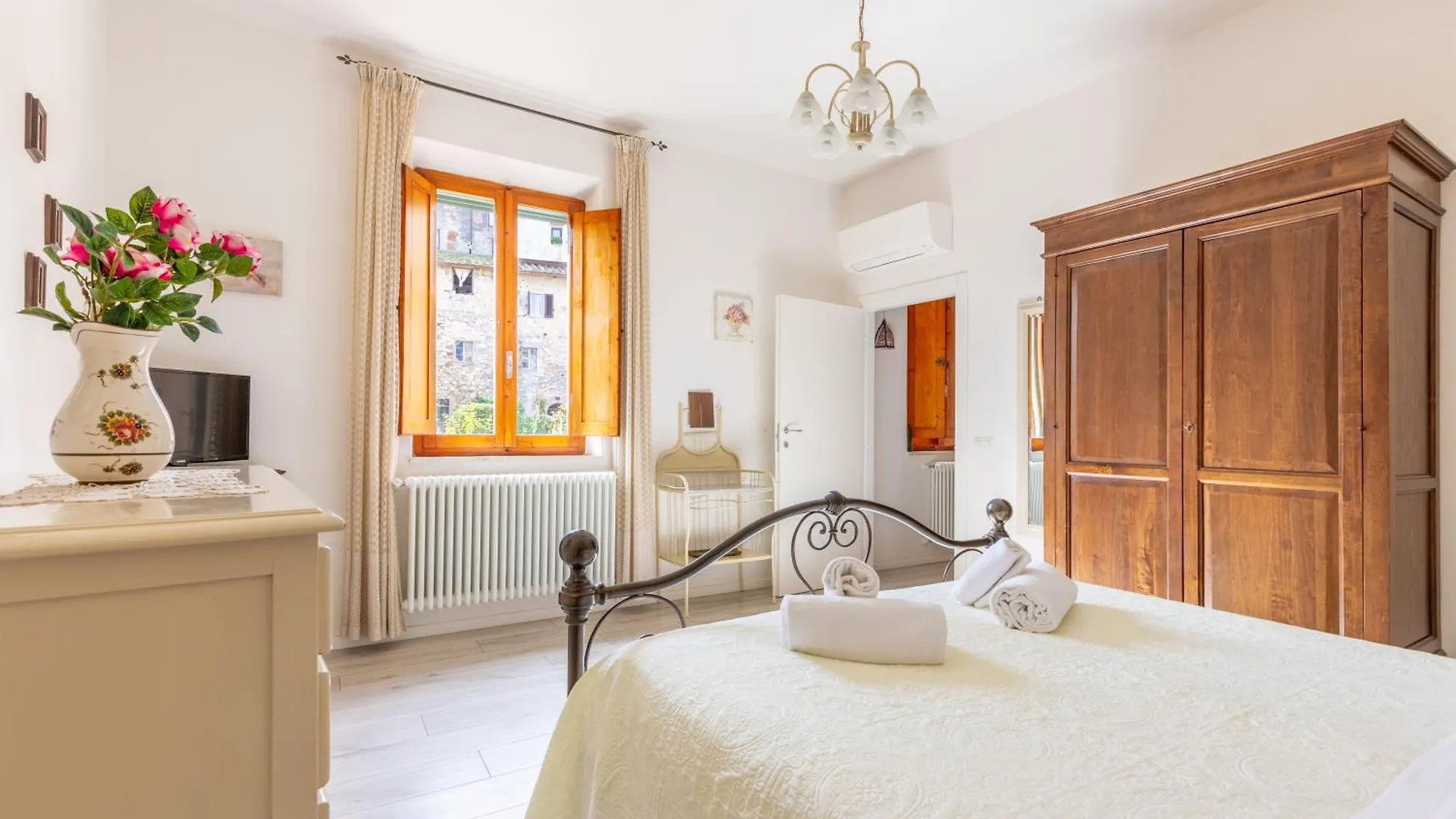 Fabio Apartments San Gimignano