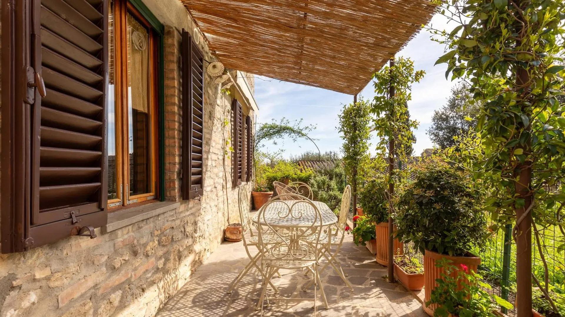 Fabio Apartments San Gimignano 0*,  Itálie